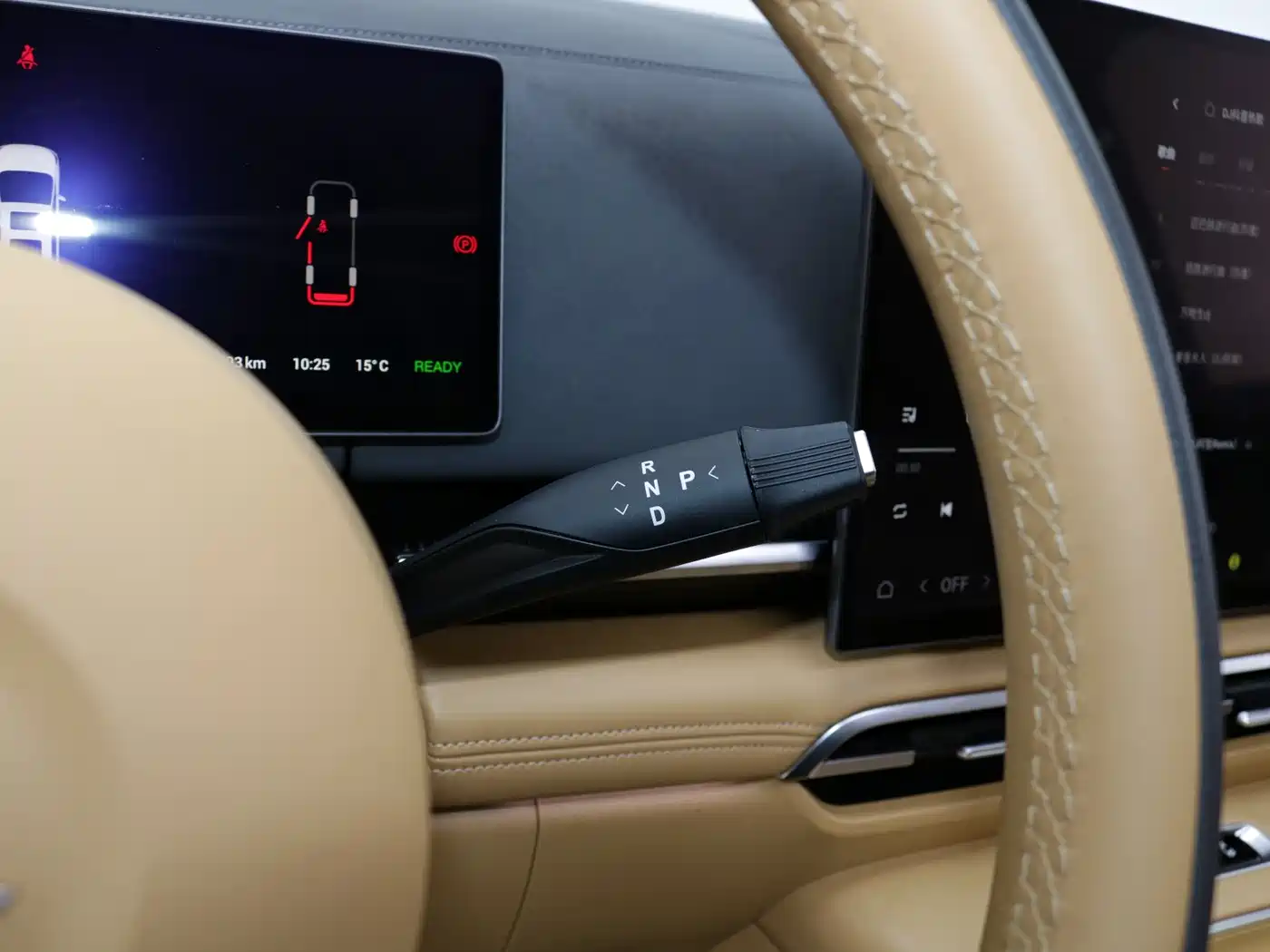 Voyah Auto Voyah Dreamer 2025 PHEV AWD Flagship Kunpeng Edition фото 14