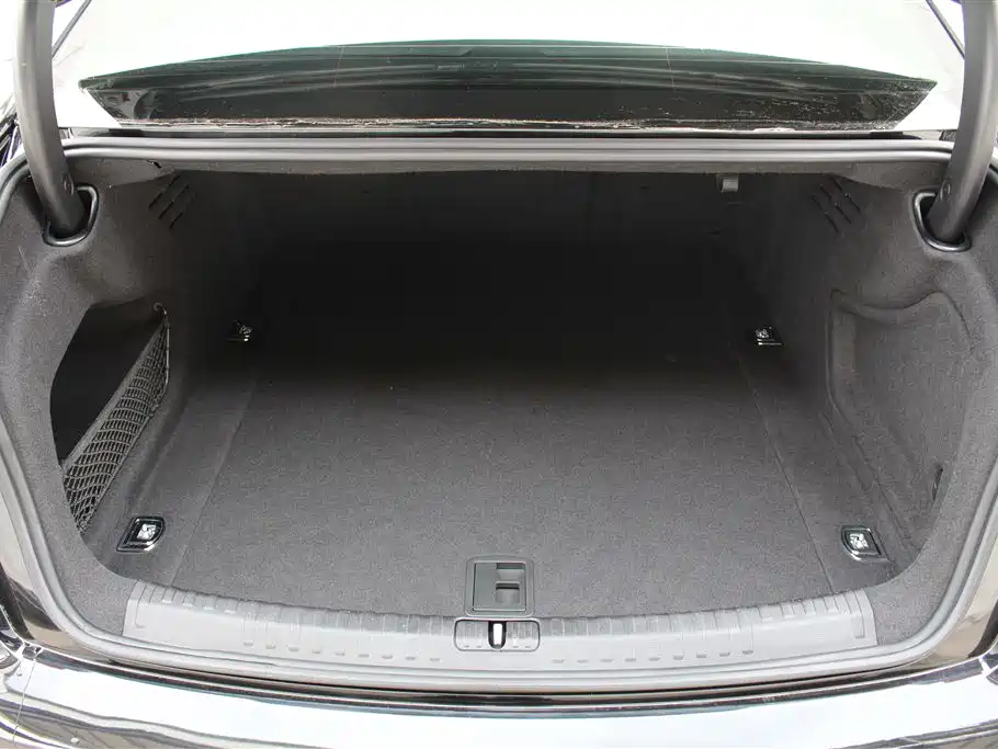 Audi A6L 2021 45 TFSI quattro Exclusive Elegance фото 15