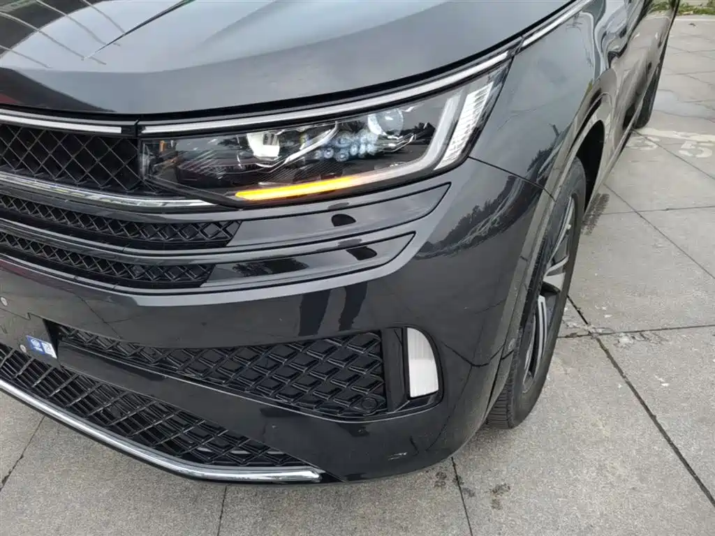 Volkswagen Talagon 2024 380TSI 4WD R-Line Touring фото 24