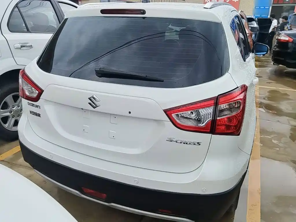 Suzuki SX4 S-Cross 2015 2014 1.6L CVT 2WD Elite