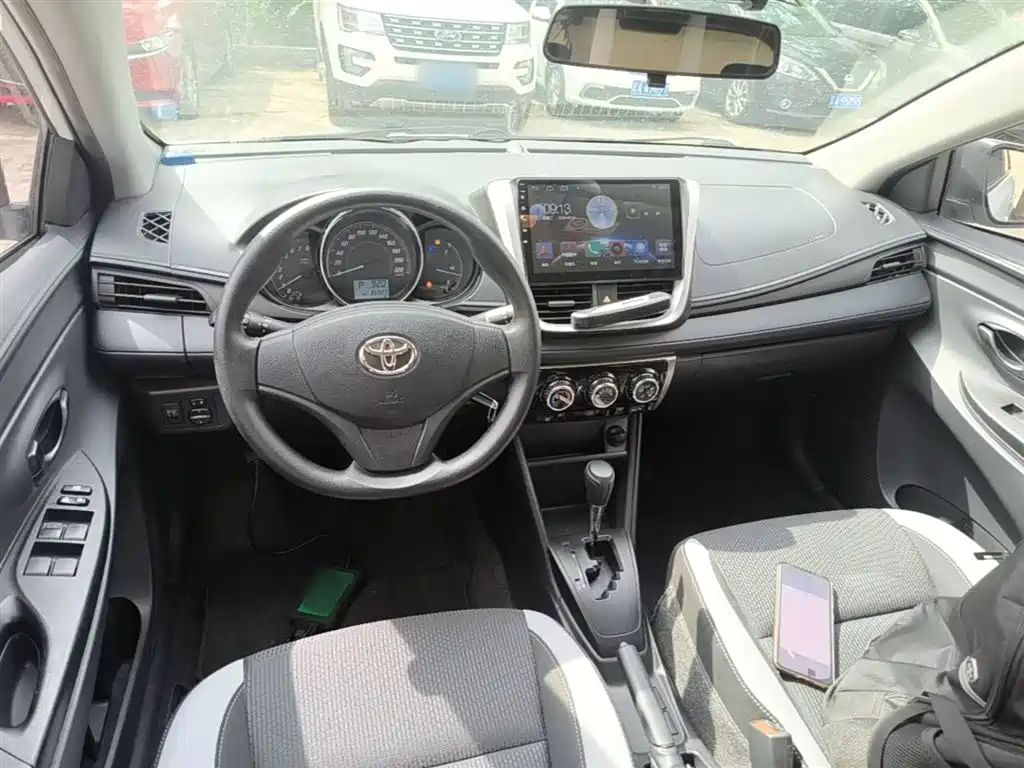 Toyota YARiS L Zhi Xuan 2020 Zhi Xuan X 1.5L CVT Leading фото 10