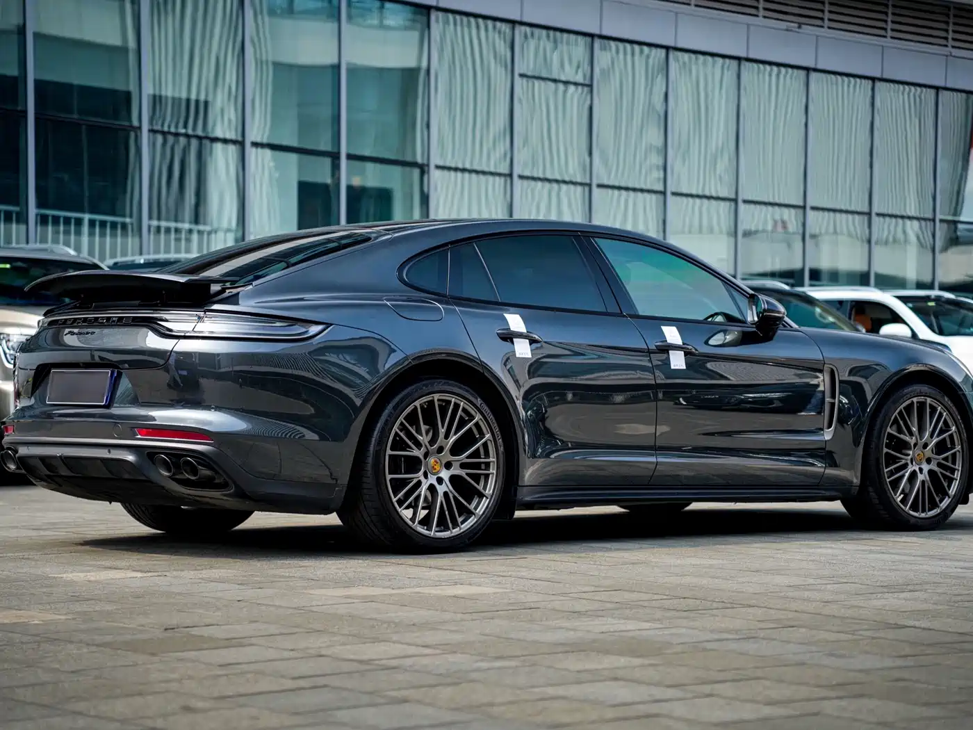 Porsche Panamera 2023 Panamera 2.9T Platinum Edition фото 17