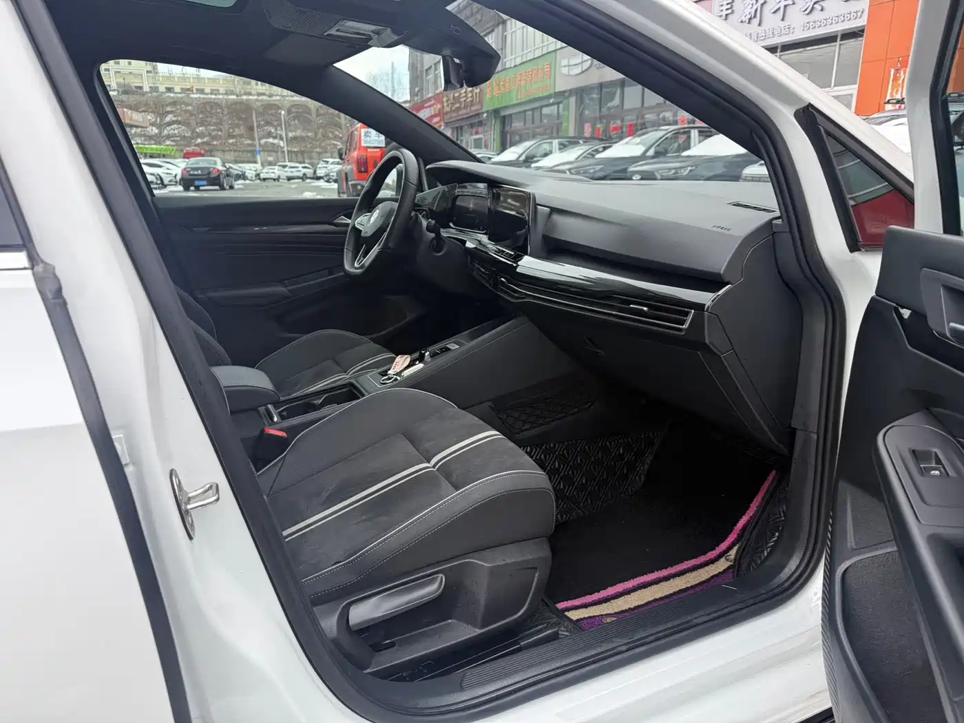 Volkswagen Golf 2021 280TSI DSG R-Line фото 9