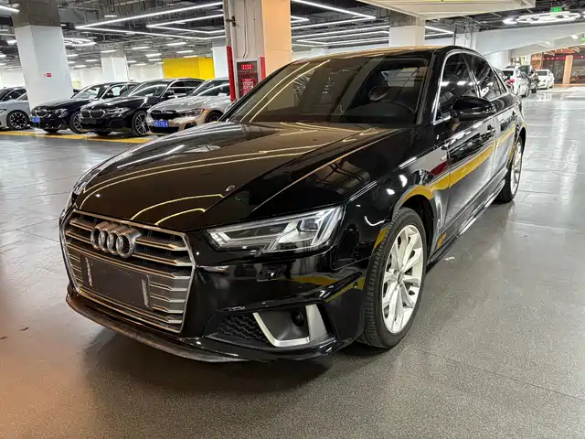 AUDI A4L