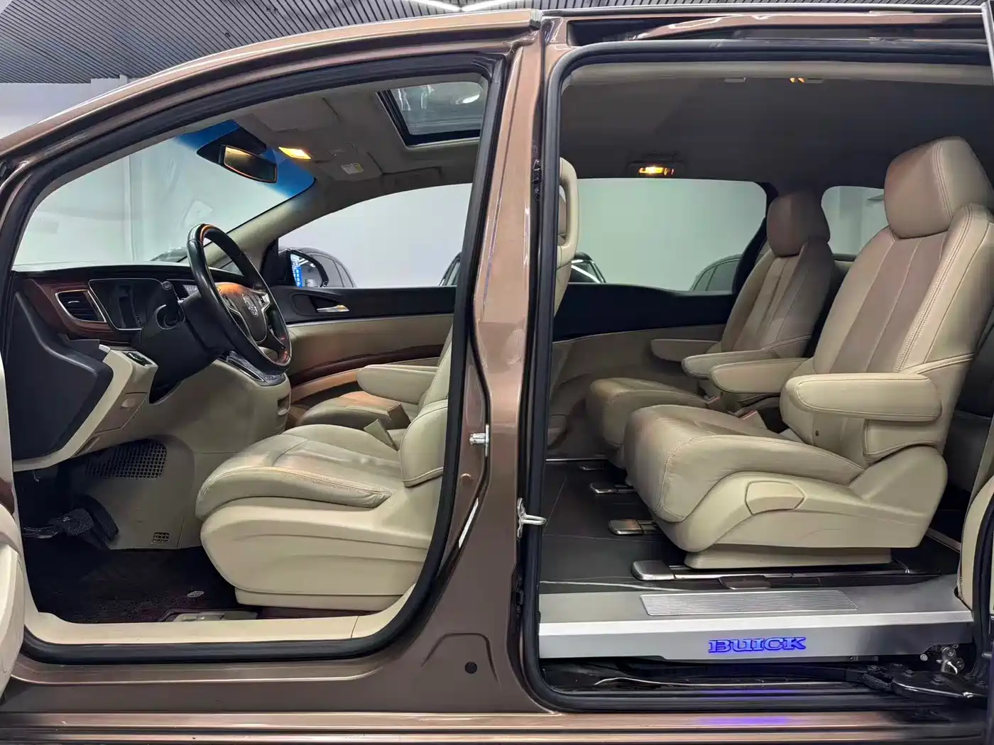 Buick GL8 2018 28T Luxury Model China VI фото 7