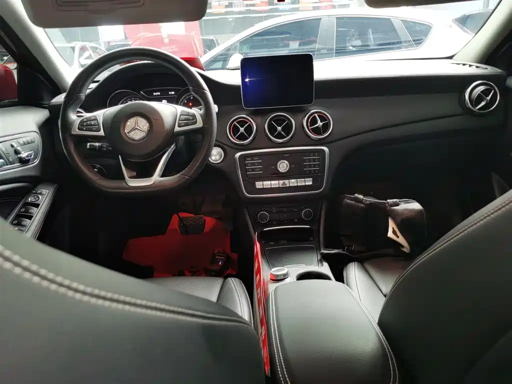 Mercedes-Benz GLA 2019 GLA 200 Fashion фото 10