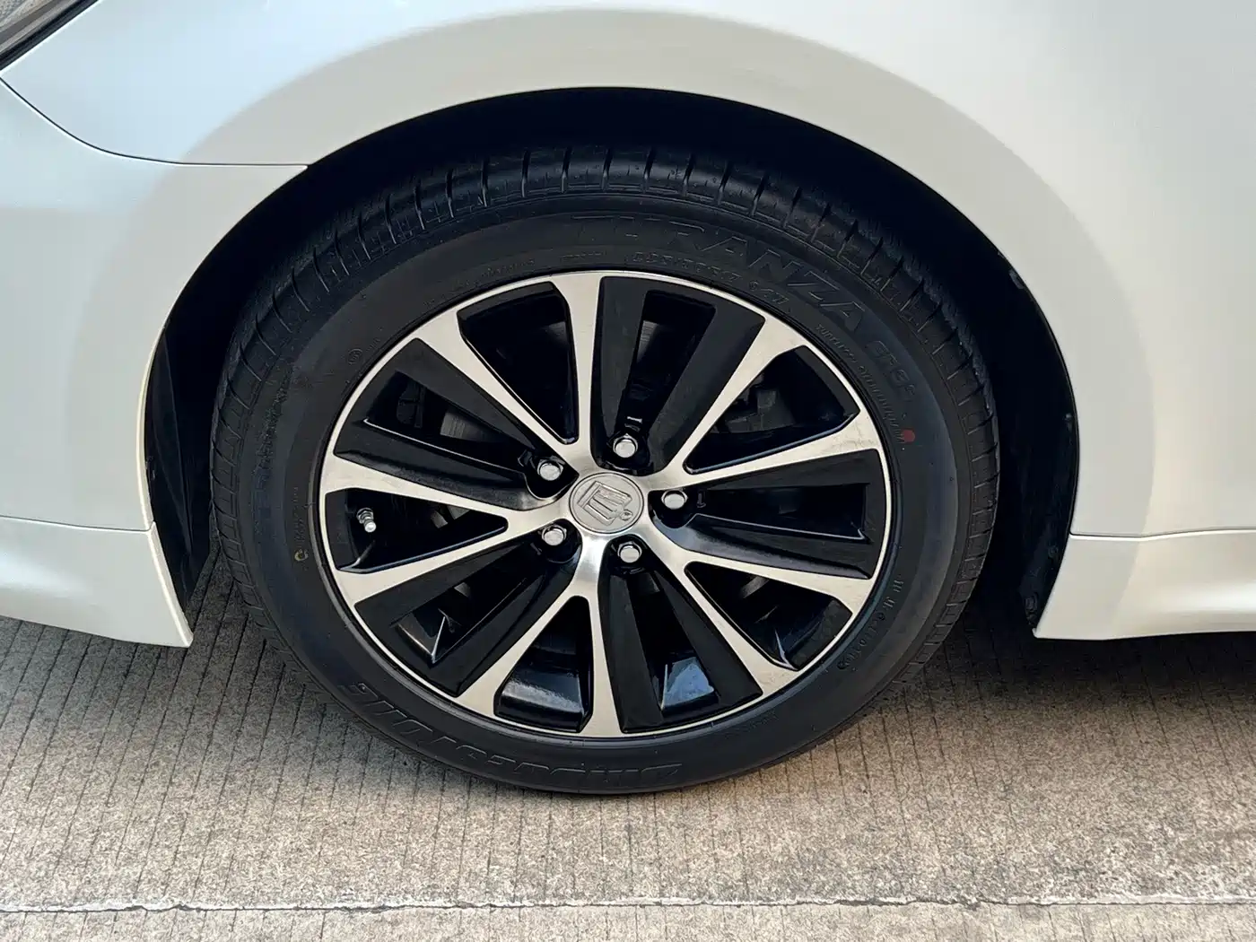 Toyota Crown 2019 2018 2.0T Fashion Edition