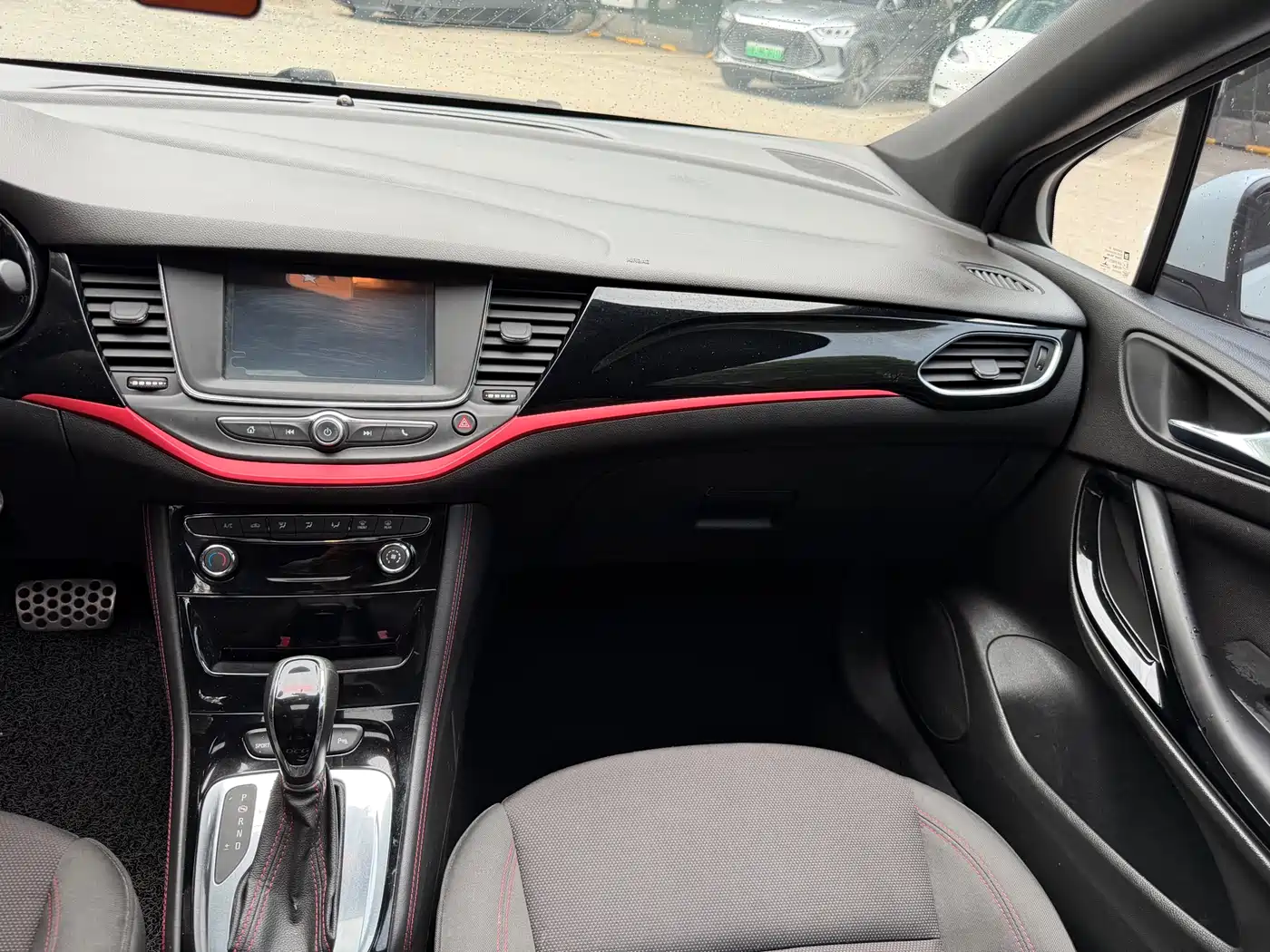 Buick Verano 2016 Hatchback GS 20T DCT Luxury Sport фото 12