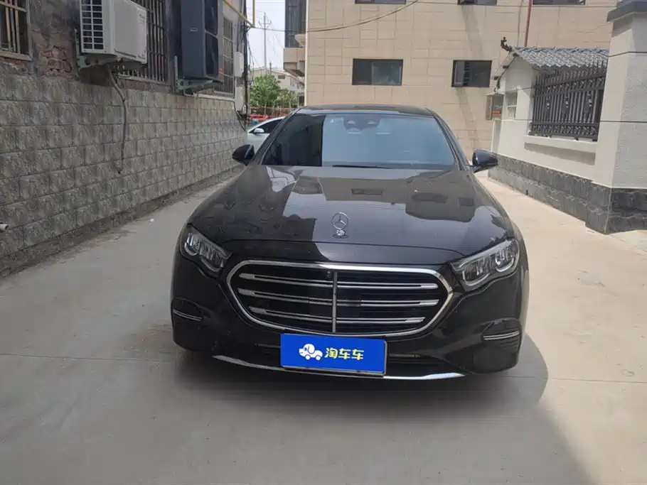 Mercedes-Benz E-Class 2024 E 300 L Fashion фото 2
