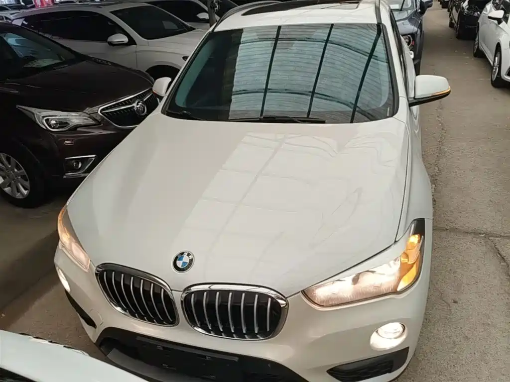 BMW X1 2016 sDrive18Li Fashion Model фото 3