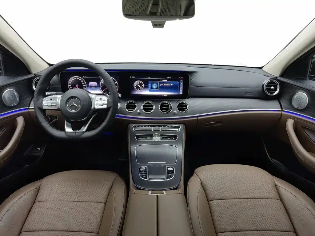 Photo 5 - Mercedes-Benz E-Class