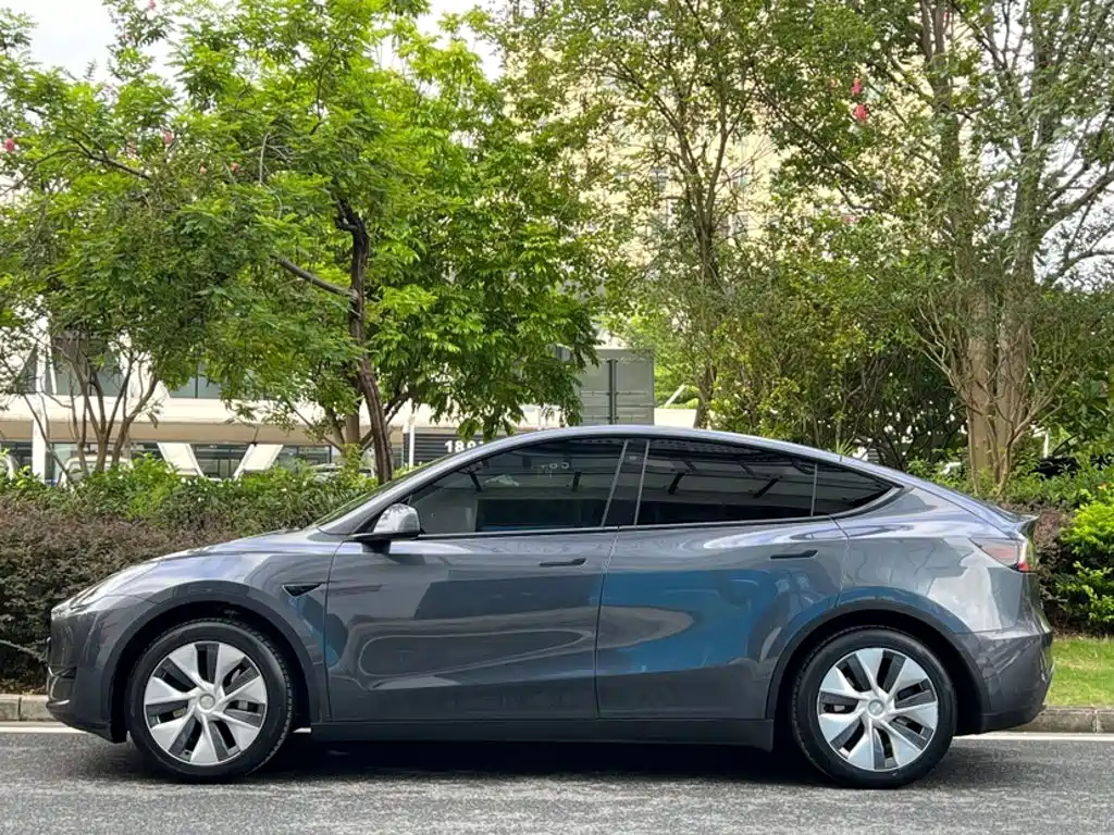  Tesla Model Y 2022 Facelift Rear-Wheel Drive Version 21