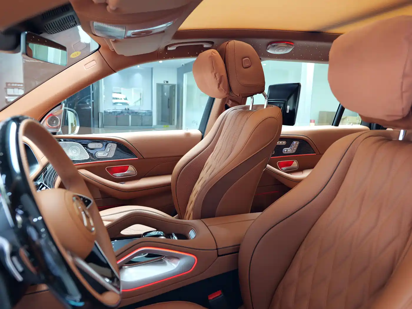 Mercedes-Benz GLS 2026 GLS 450 4MATIC Classic Edition фото 14