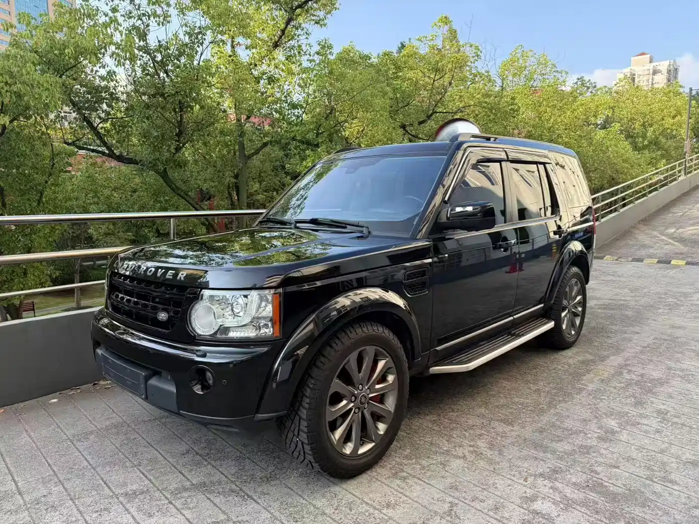 Land Rover Discovery 2012 5.0 V8 HSE