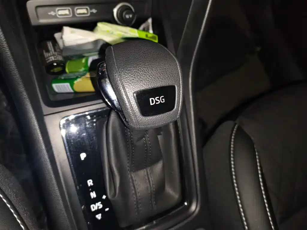 Škoda Karoq 2019 TSI280 Smart Drive Premium Edition China VI фото 7