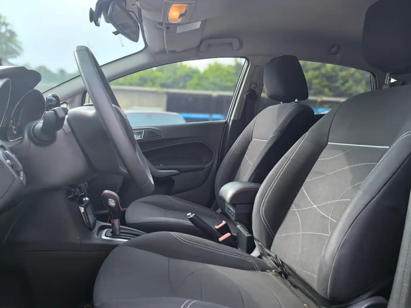 Ford Fiesta 2014 2013 Hatchback 1.5L Automatic Fashion