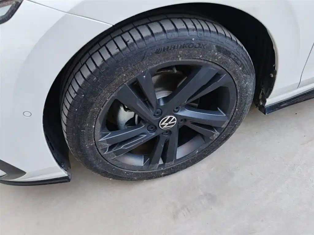 Volkswagen Golf 2021 280TSI DSG R-Line фото 22