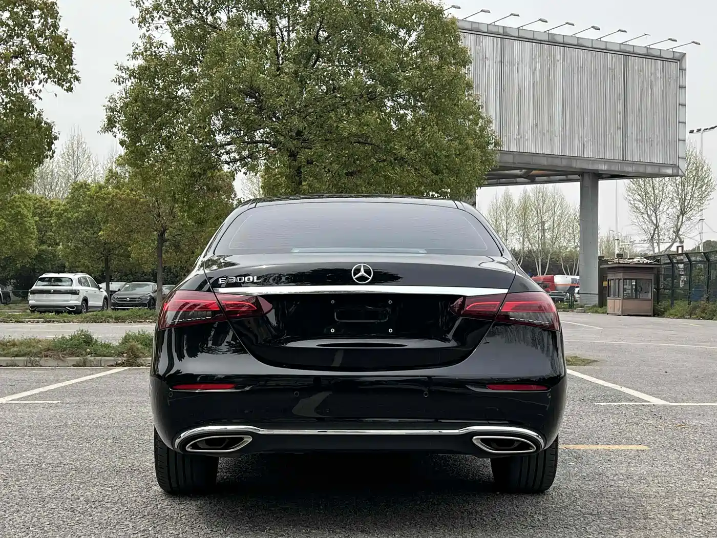 Mercedes-Benz E-Class 2023 Facelift E 300 L Fashion фото 14