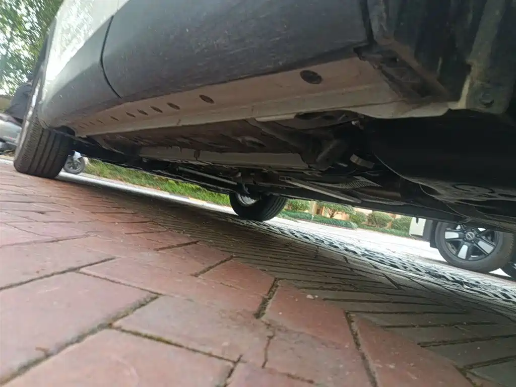 Toyota Frontlander 2023 2.0L CVT Elite Edition фото 18