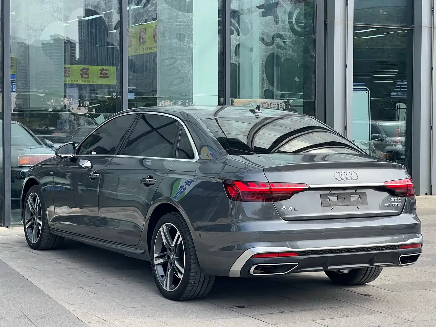 Audi A4L 2020 40 TFSI Luxury Dynamic фото 4