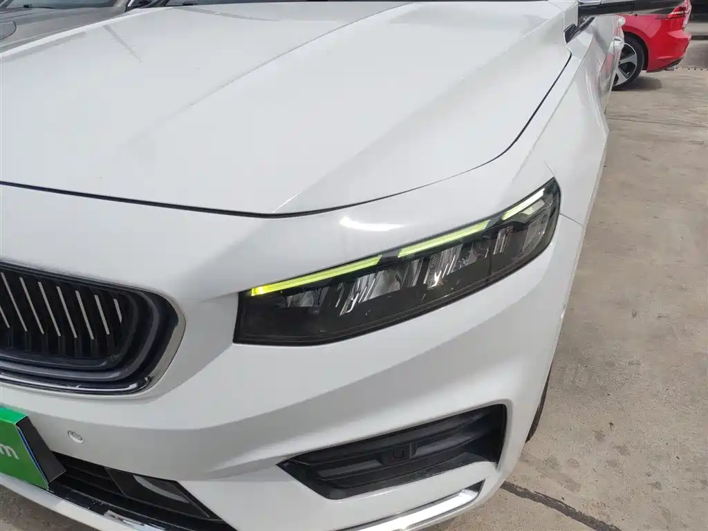 Фото 23 - Geely Preface