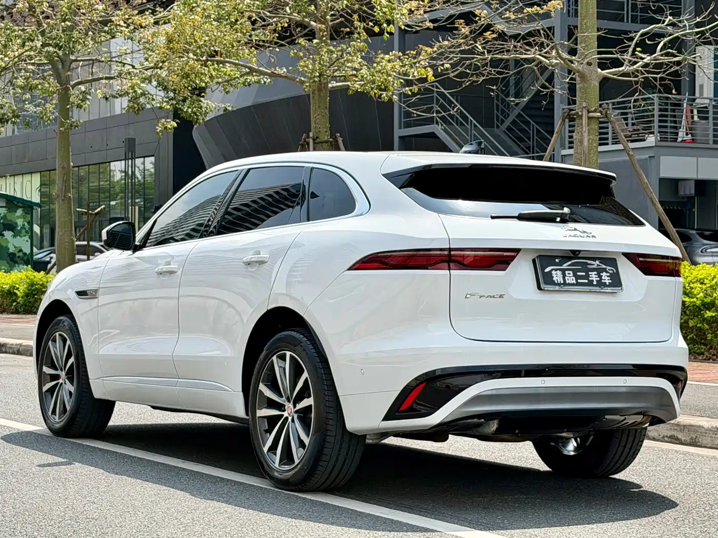 Jaguar F-PACE 2021 250PS R-Dynamic S фото 5