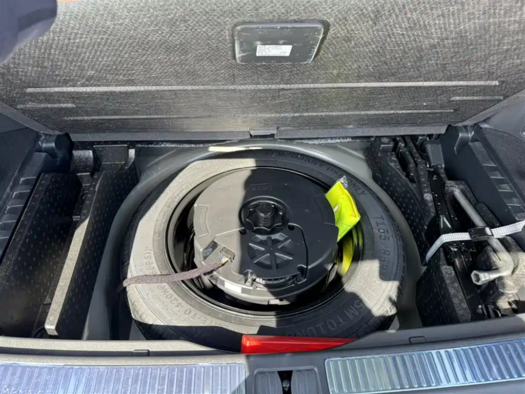 Volkswagen Talagon 2025 450TSI R-Line 6-Seater фото 14