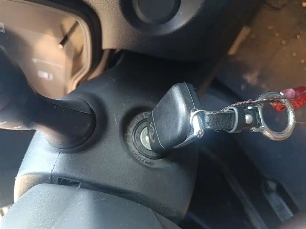 Toyota Frontlander 2023 2.0L CVT Elite Edition фото 12