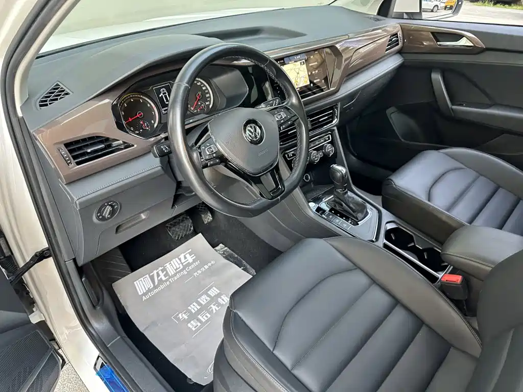 Volkswagen Tharu, миниатюра 10
