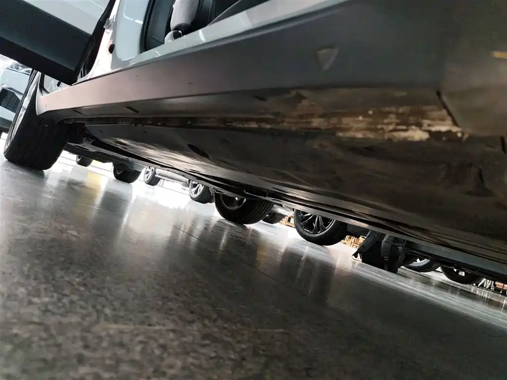 VOLKSWAGEN TU KAI
