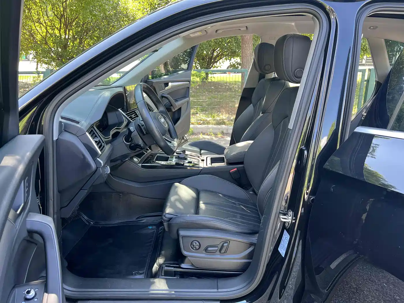 Audi Q5L 2023 40T Luxury Dynamic фото 4
