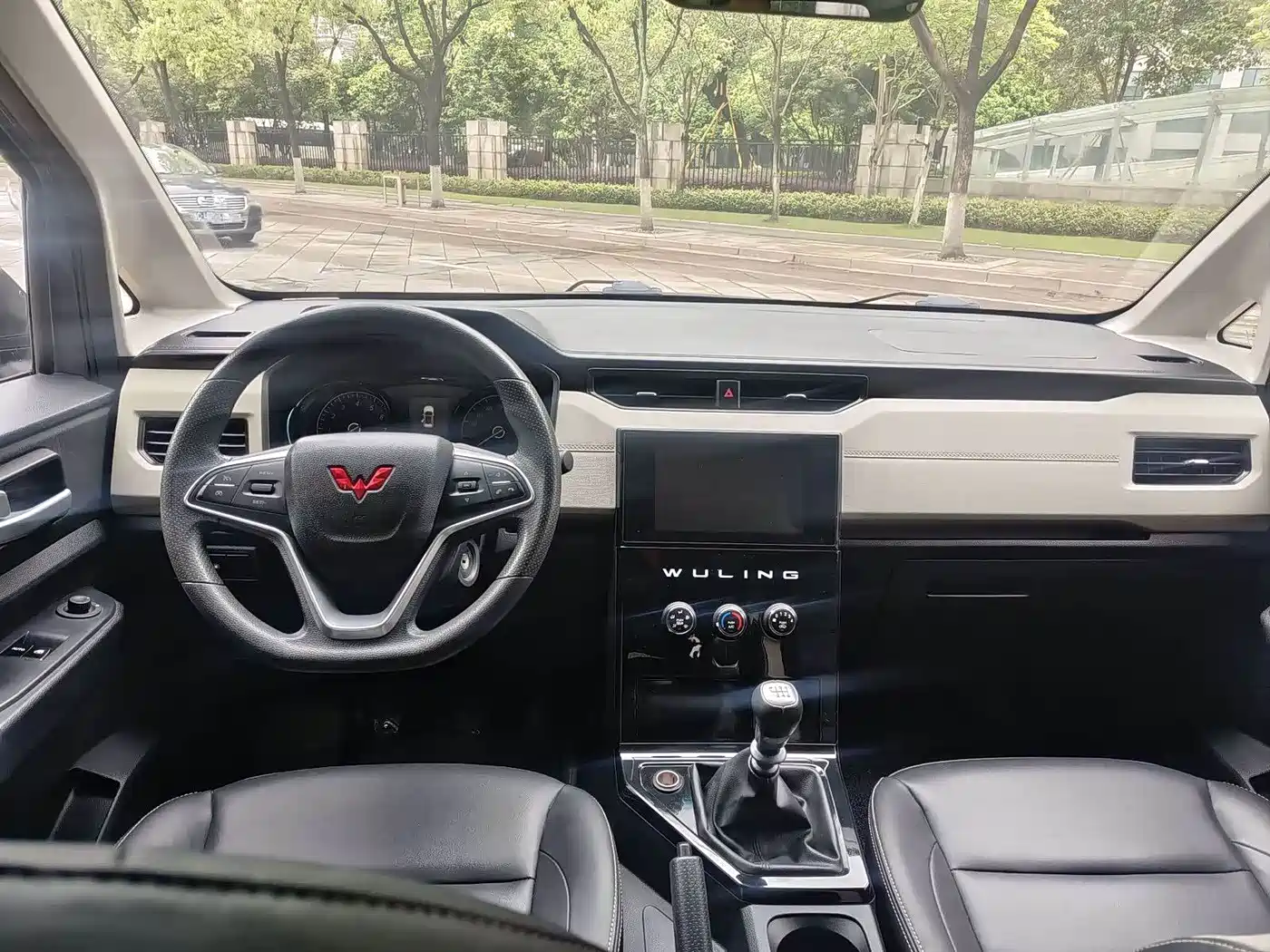 Wuling Motors Wuling Journey 2024 2021 1.5T Manual Luxury Edition