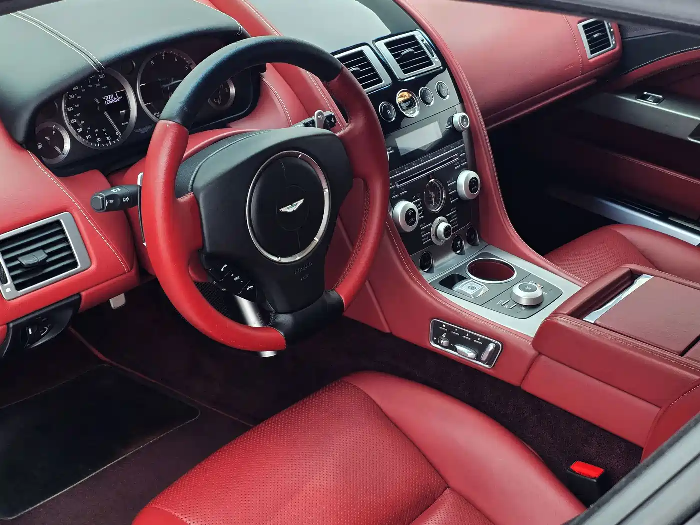 Aston Martin Rapide 2011 2010 6.0L