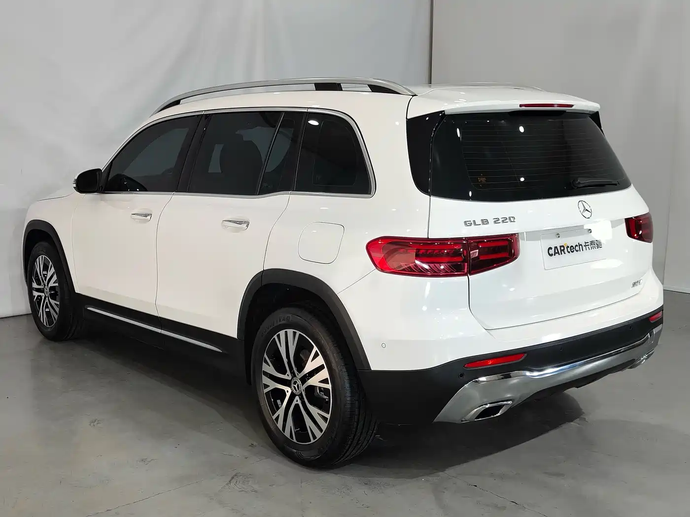 Mercedes-Benz GLB 2024 GLB 220 Dynamic фото 18
