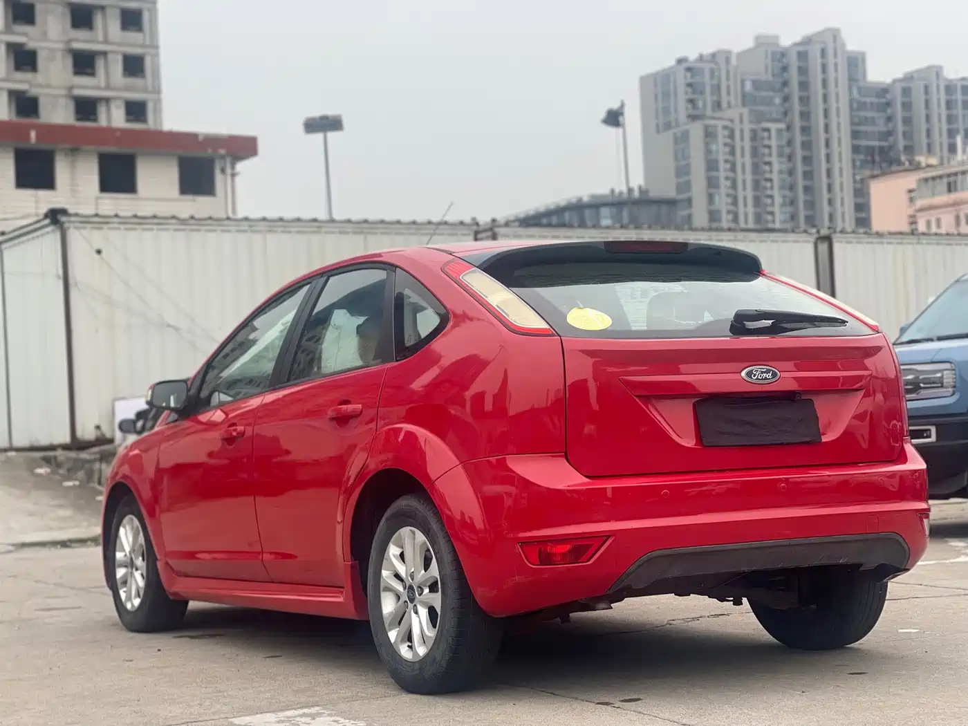 Ford Focus 2010 2011 Hatchback 1.8L Automatic Fashion
