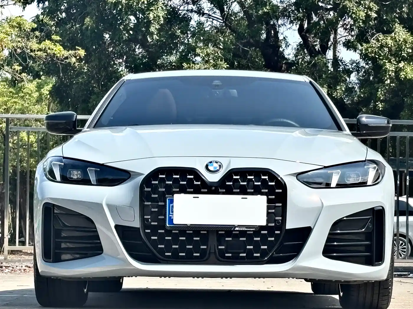 BMW 4 Series 2024 430i Gran Coupe M Sport Shadowline Package фото 2