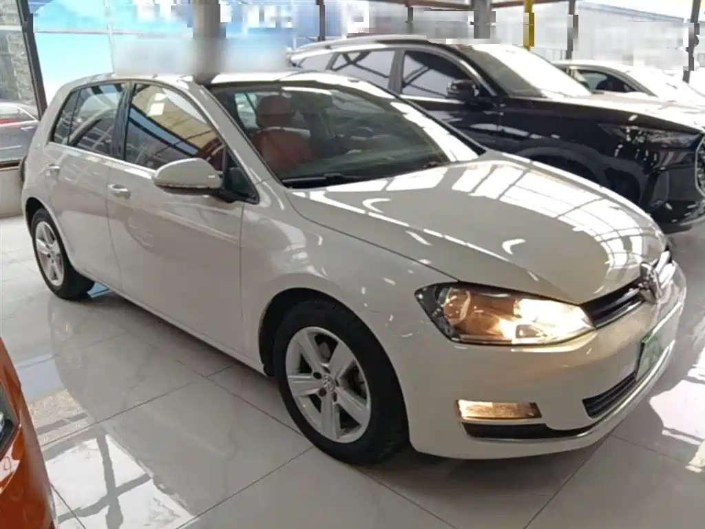 Volkswagen Golf 2016 230TSI Automatic Comfort фото 4