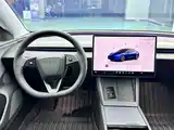 Фото 10 - Tesla Model 3