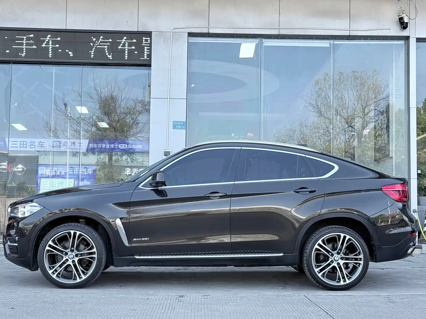 BMW X6 2015 xDrive35i Luxury Model фото 11