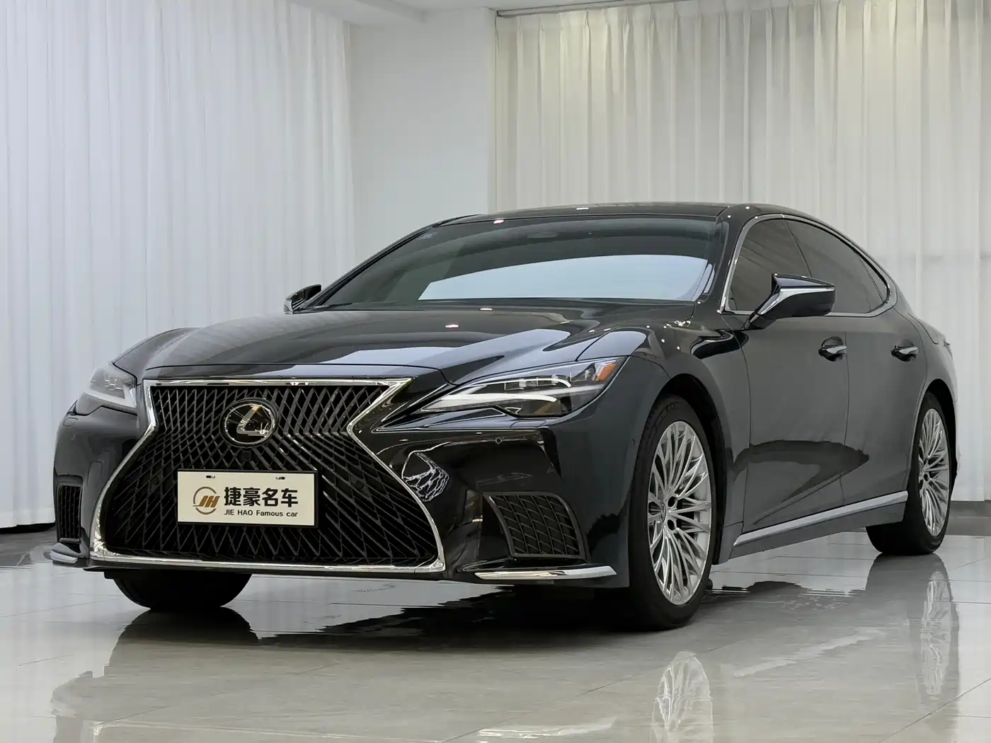 2024 Lexus LS