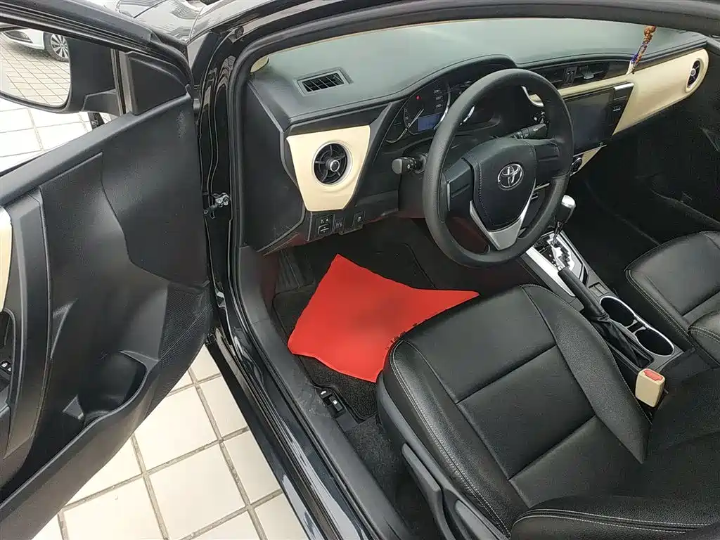 Toyota Corolla 2017 Facelift 1.2T S-CVT GL фото 12