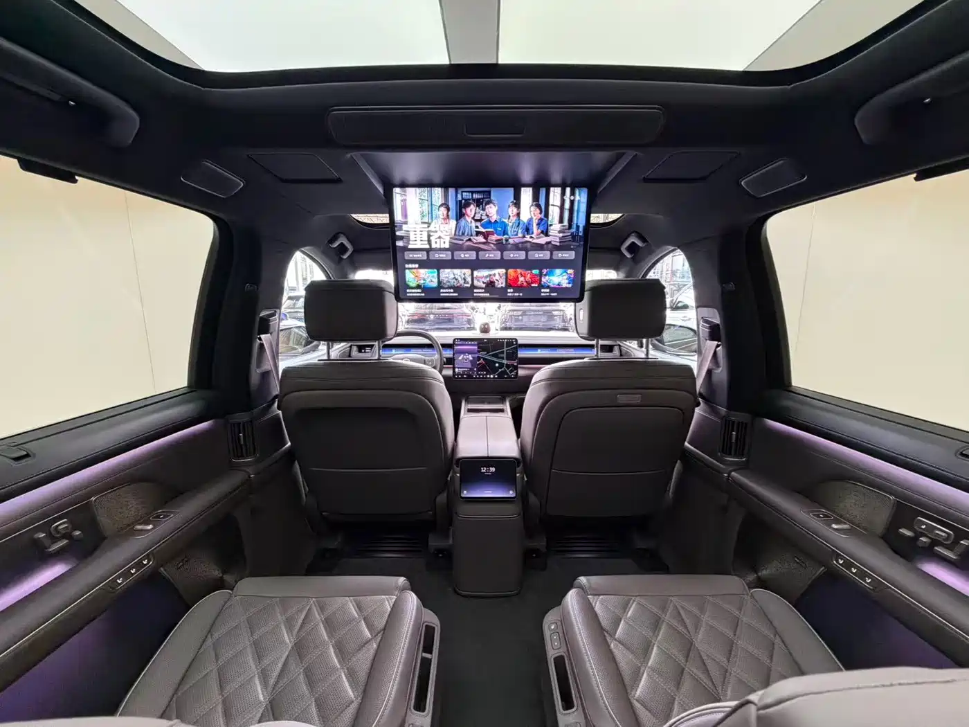 NIO ES8 2025 2025 Model 6-Seat Executive Luxury Edition
