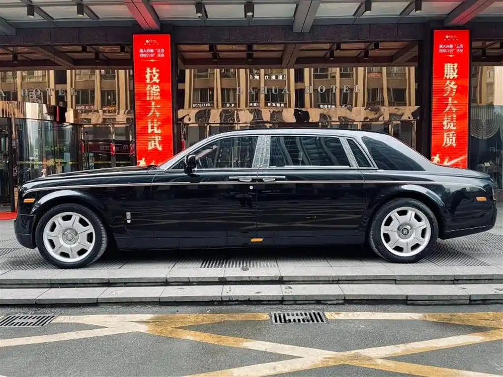 Rolls-Royce Phantom 2012 2006 6.7L Extended Wheelbase EWB