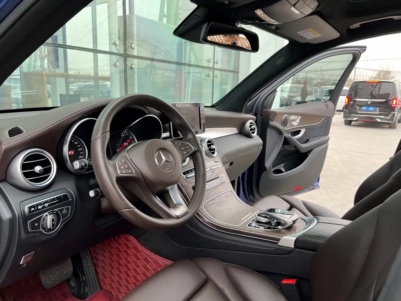 Mercedes-Benz GLC 2016 GLC 300 4MATIC Dynamic фото 11