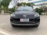 Фото 1 - Volkswagen Touareg