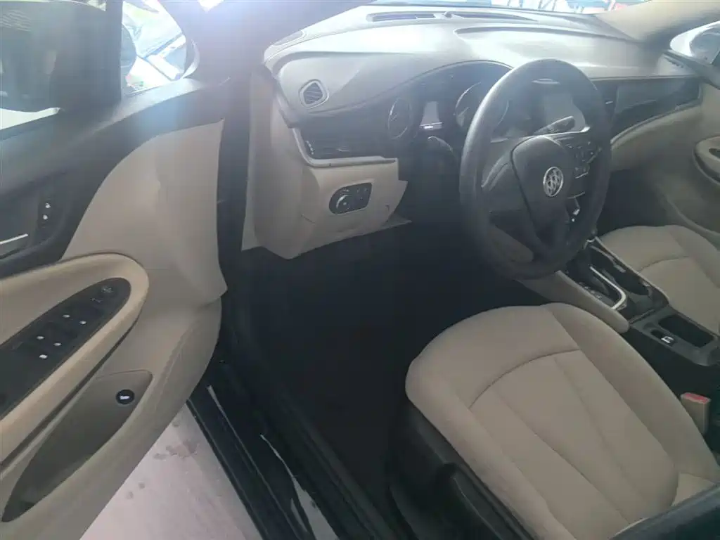 Buick Verano 2015 Sedan 15S Automatic Progressive фото 16
