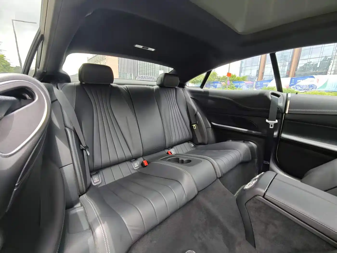 MERCEDES-BENZ E-CLASS (IMPORTED)