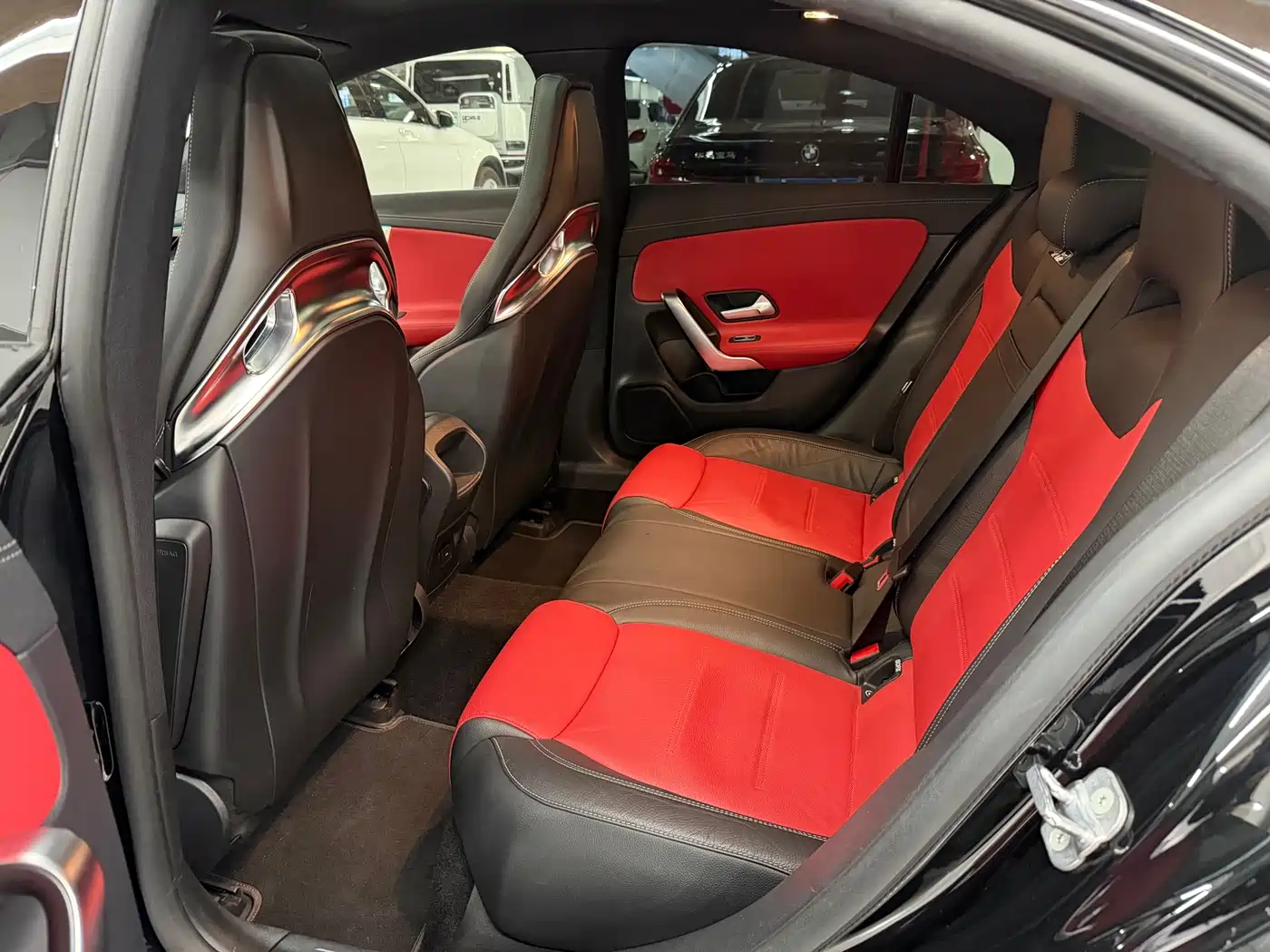 Mercedes-Benz CLA AMG 2022 AMG CLA 45 S 4MATIC+ 55th Anniversary Edition фото 9