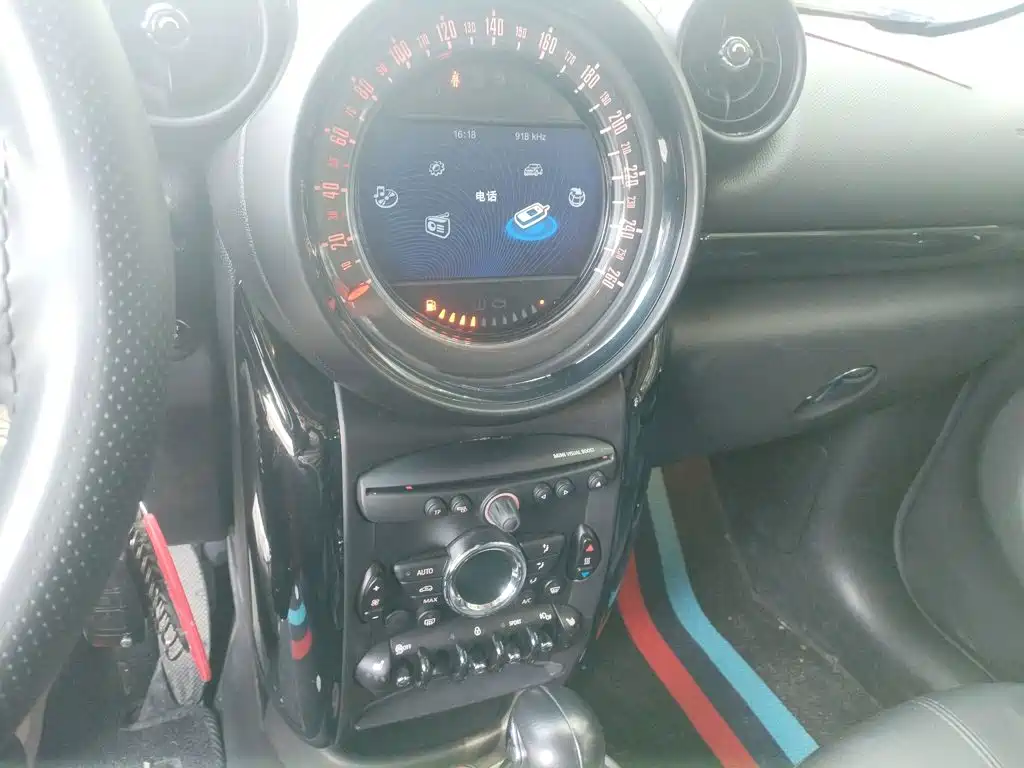 Photo 5 - MINI COUNTRYMAN