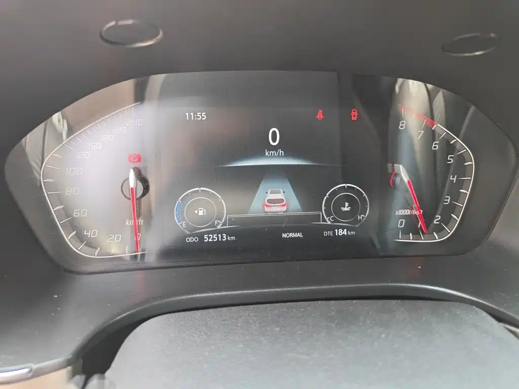 Photo 8 - Changan CS75